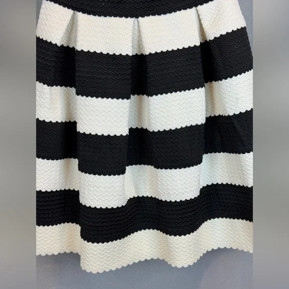 Asos Striped Strapless Sweetheart Mini Dress - Picture 4 of 9